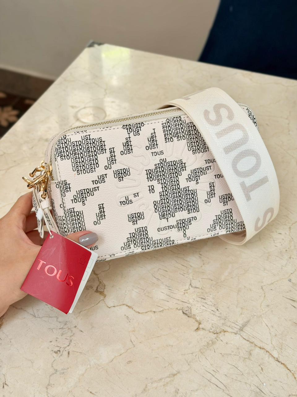 El bolso que transforma cualquier outfit en un look de lujo