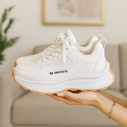 "Step Bold – Camina con Actitud y Gratitud"